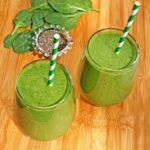 Spinach Banana Chia Seed Smoothies