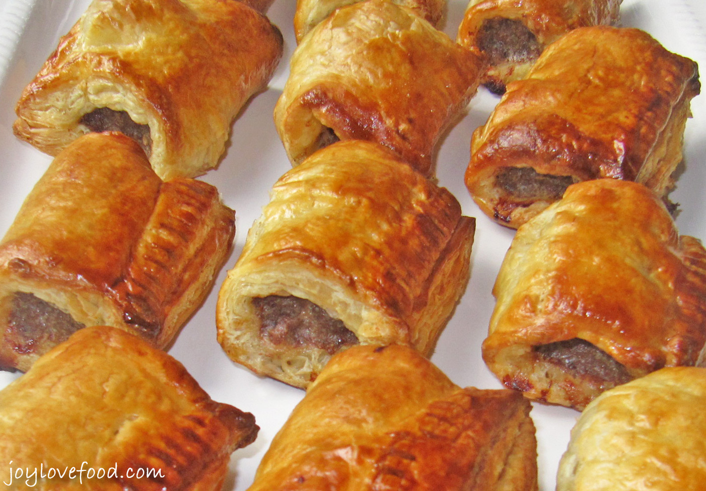 Dutch Sausage Rolls - Joy Love Food