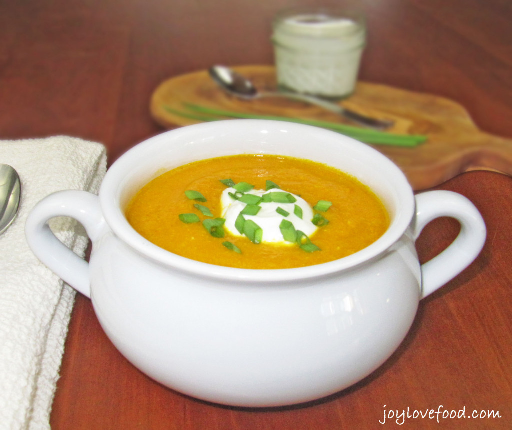 Crock Pot Curried Carrot Soup